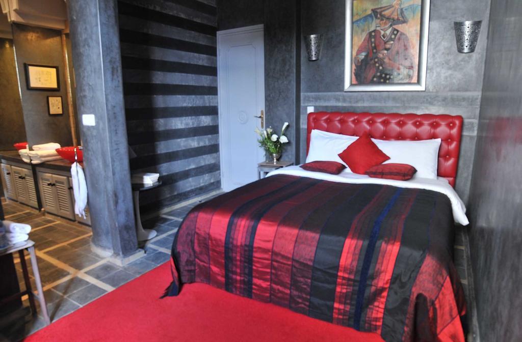 Room 2
