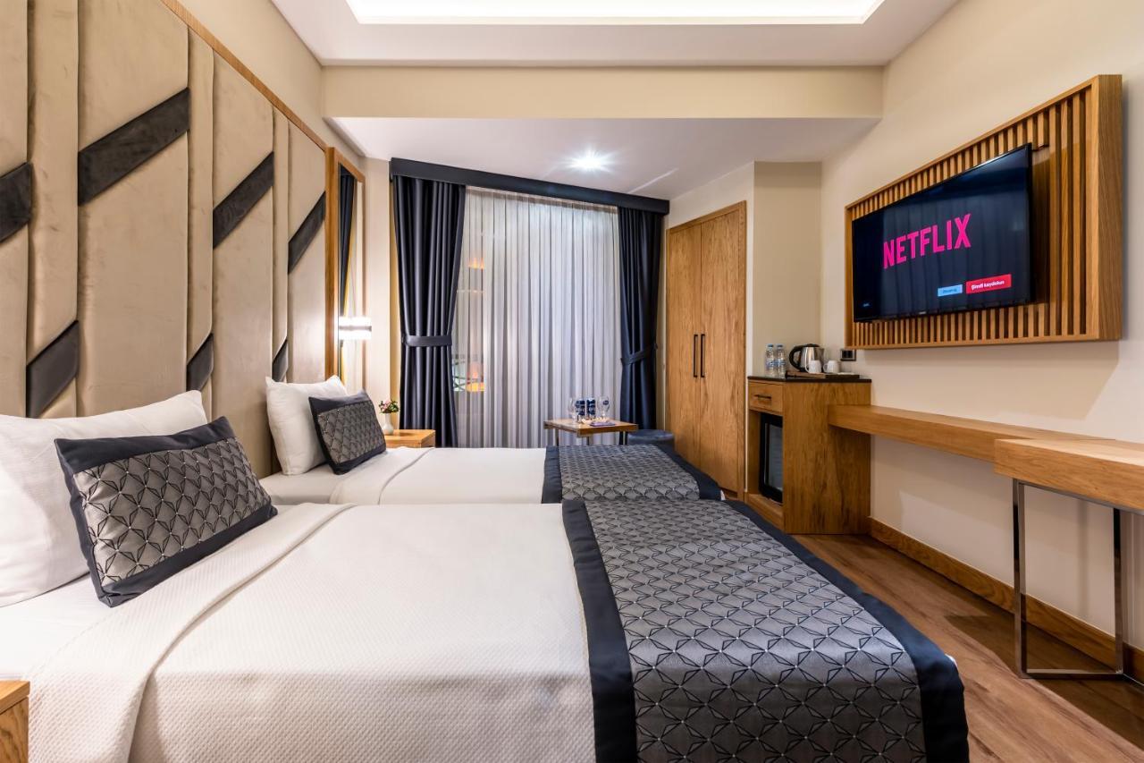 Deluxe Double or Twin Room