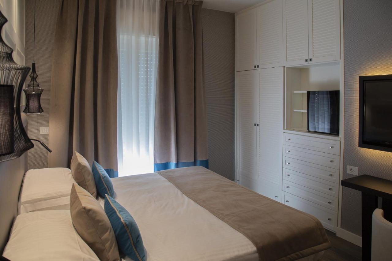 Executive Room Side Sea View