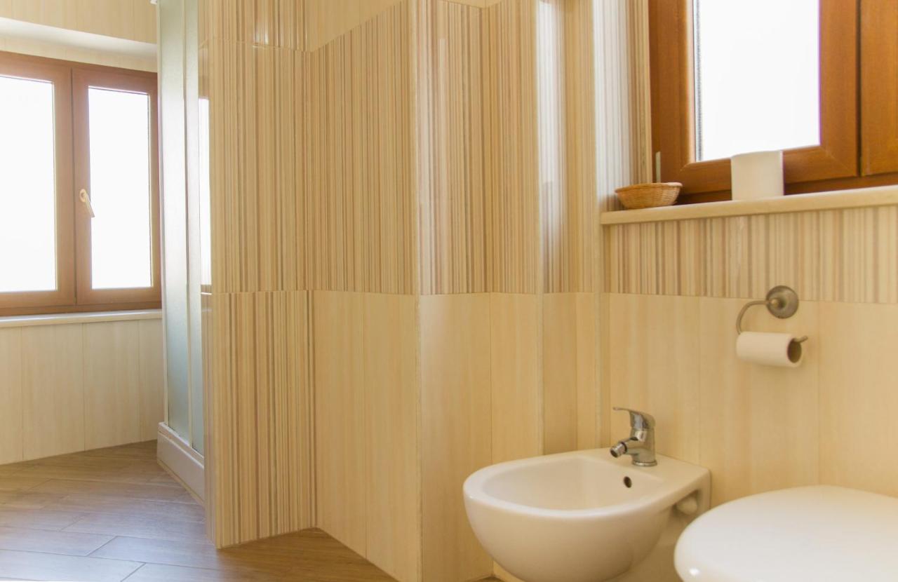 Twin Room Private Bathroom