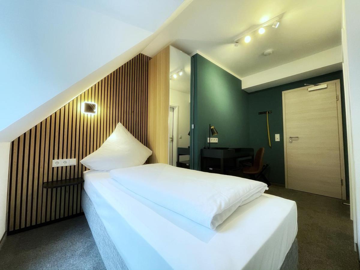 Single Room Bathroom