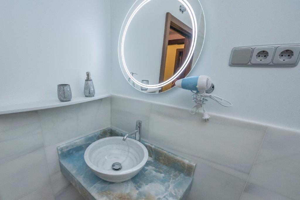 Queen Room Spa Bath