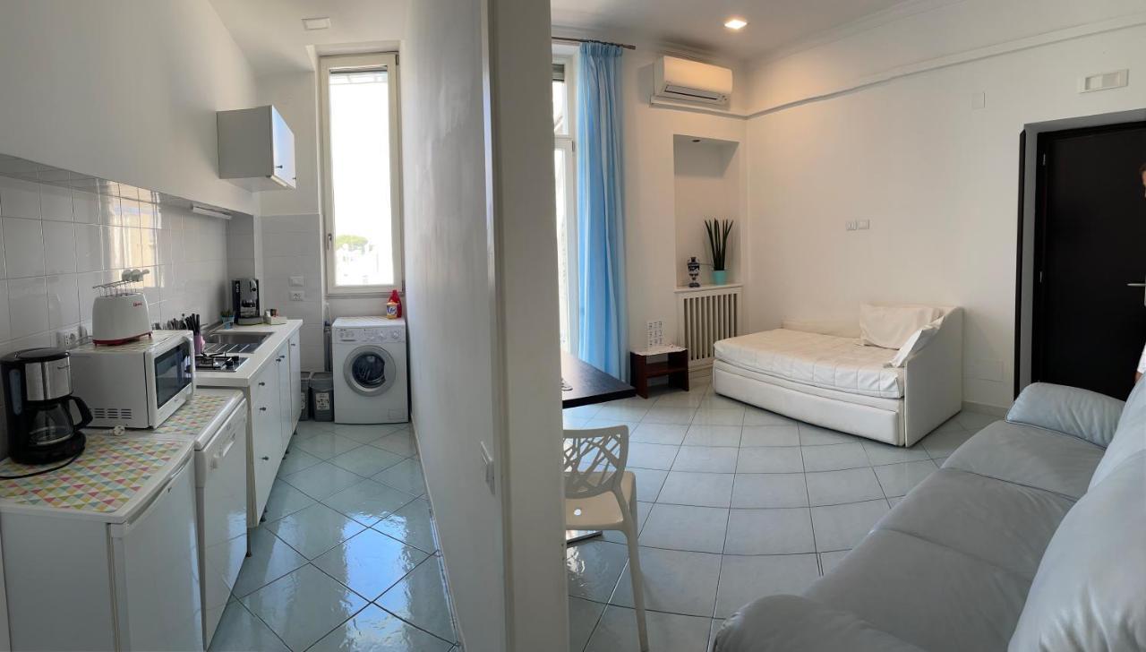 One-Bedroom Apartment Balcony Separate Building