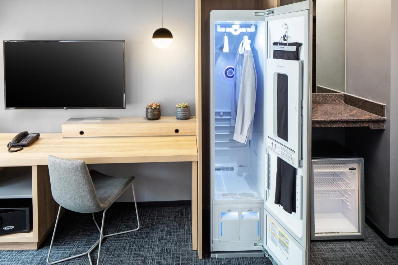 Executive King Room