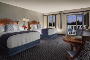Queen Room with Balcony,559810713:JPEG