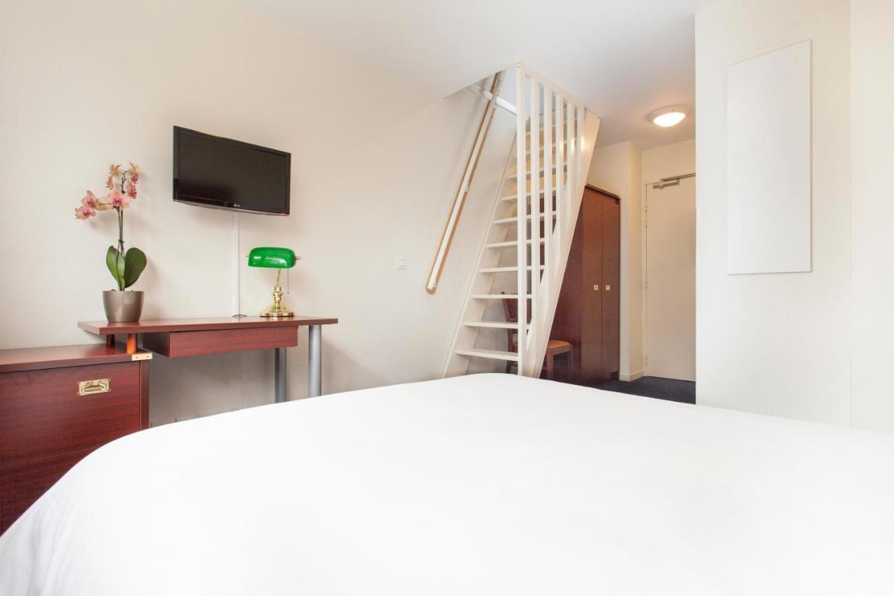 Duplex Room,382725412:JPEG