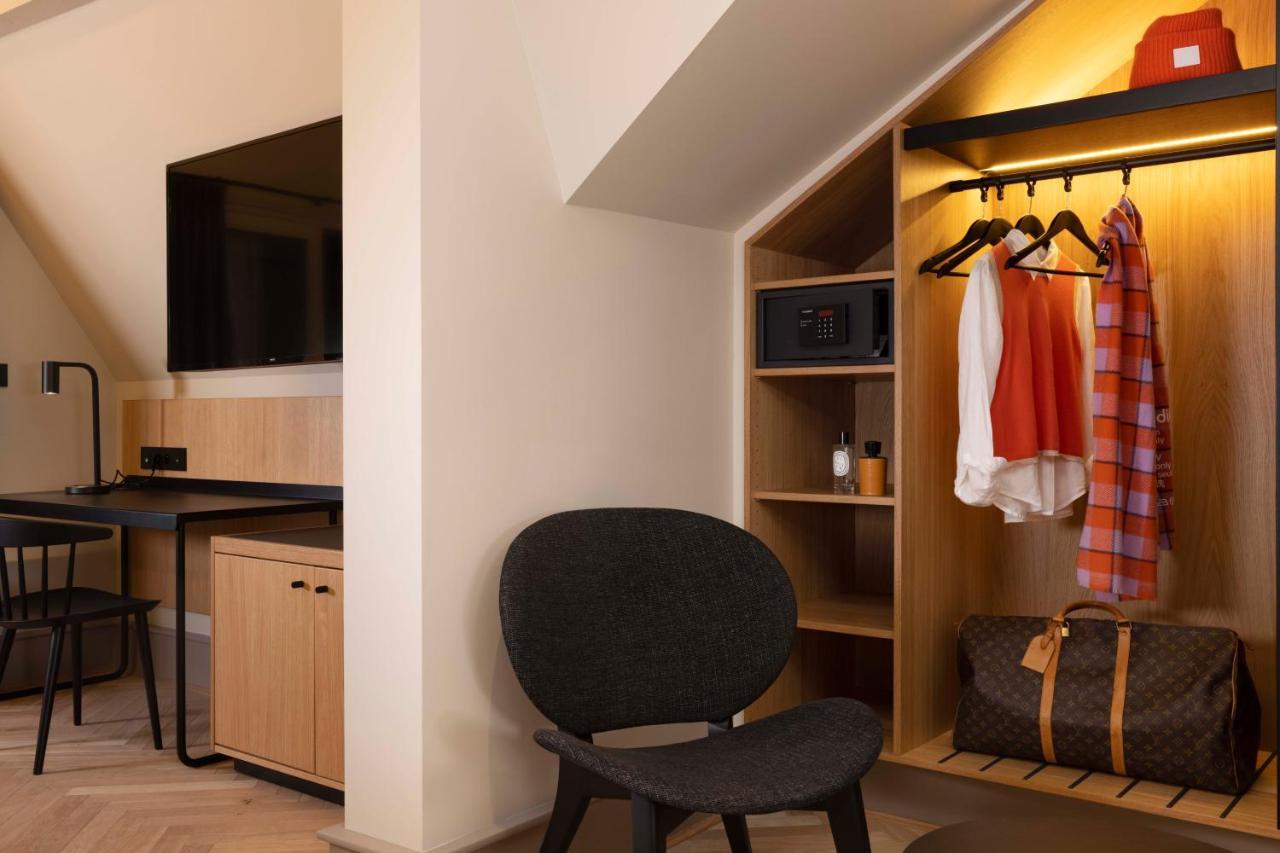 Balcony Suite