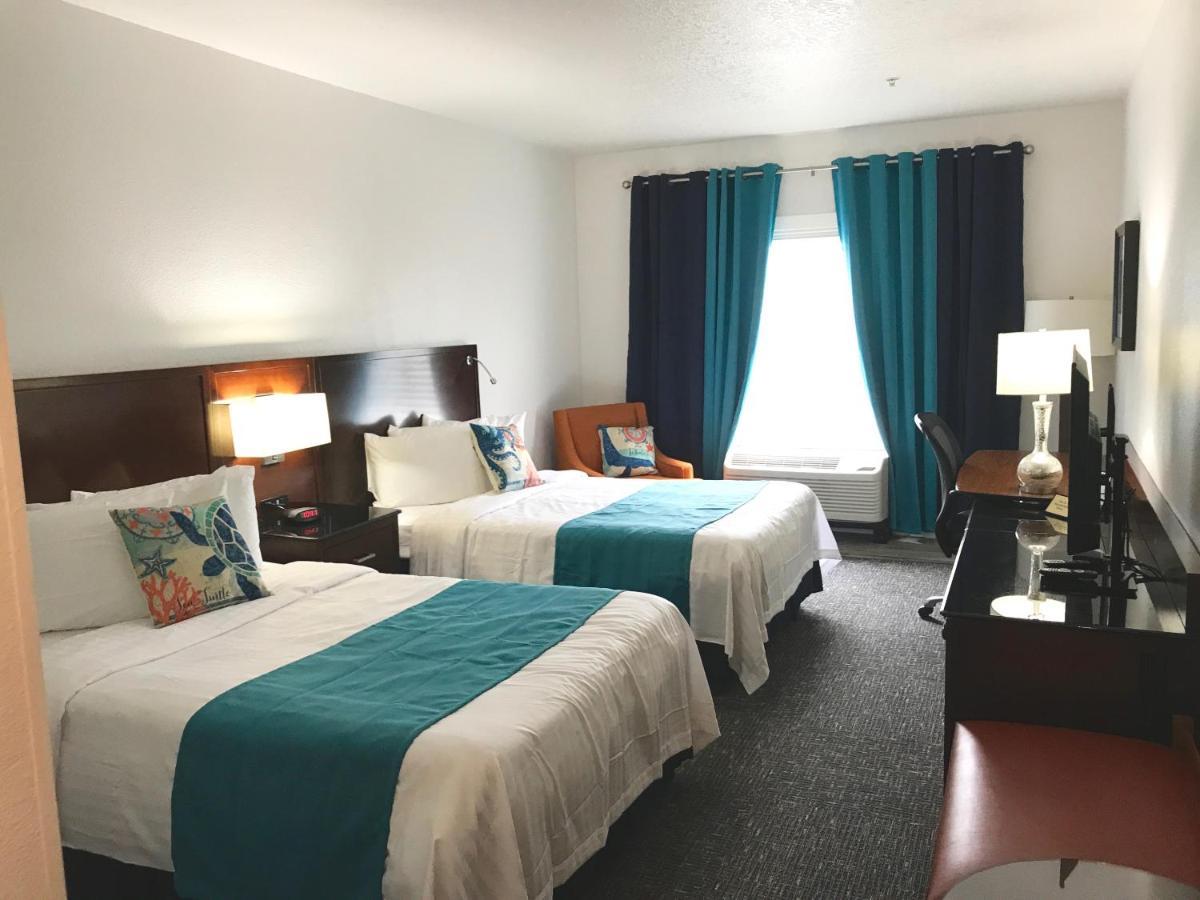 Deluxe Double Room Main Level