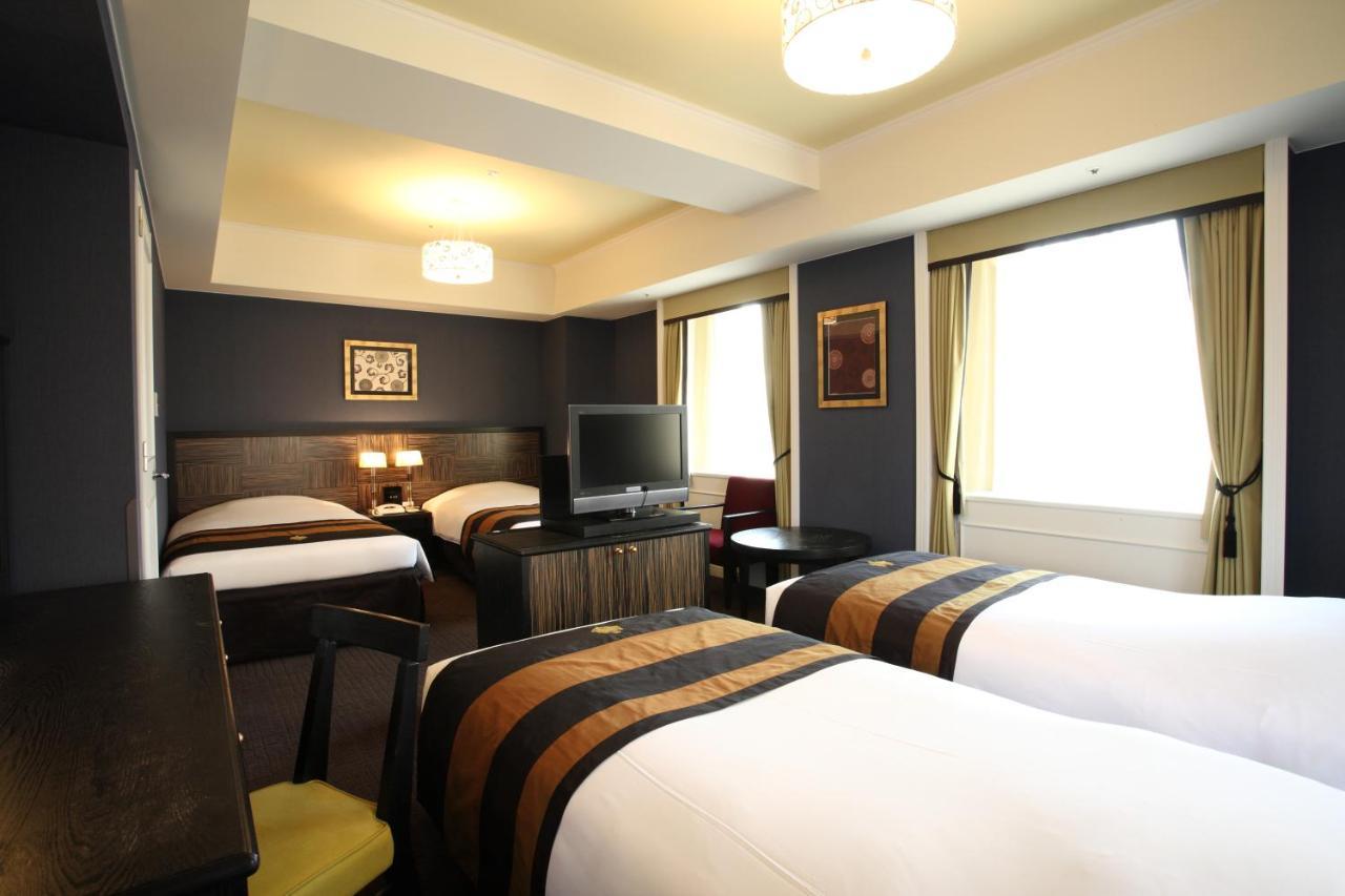 Quadruple Room Bath
