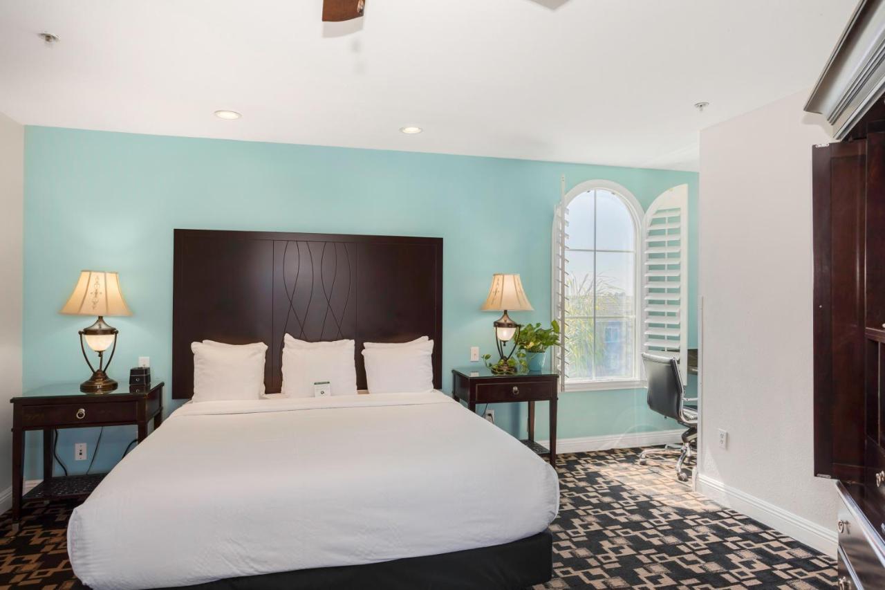 King Suite Balcony