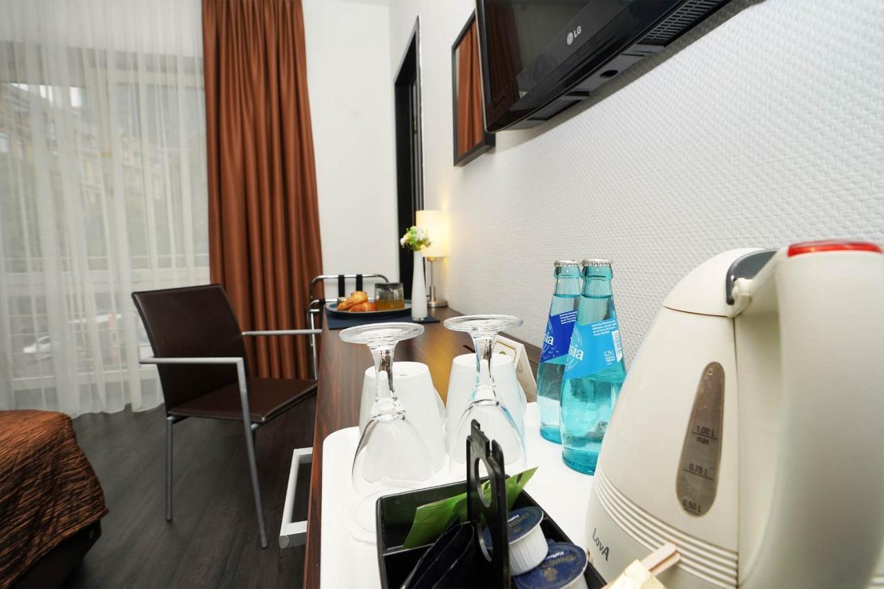 Deluxe Single Room