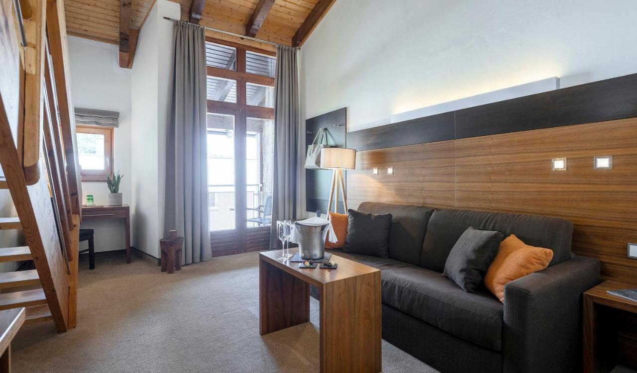Standard Family Room,1157042589:JPEG