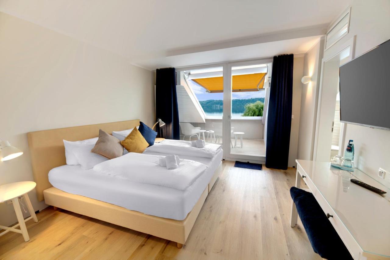 Double Room Balcony Lake View
