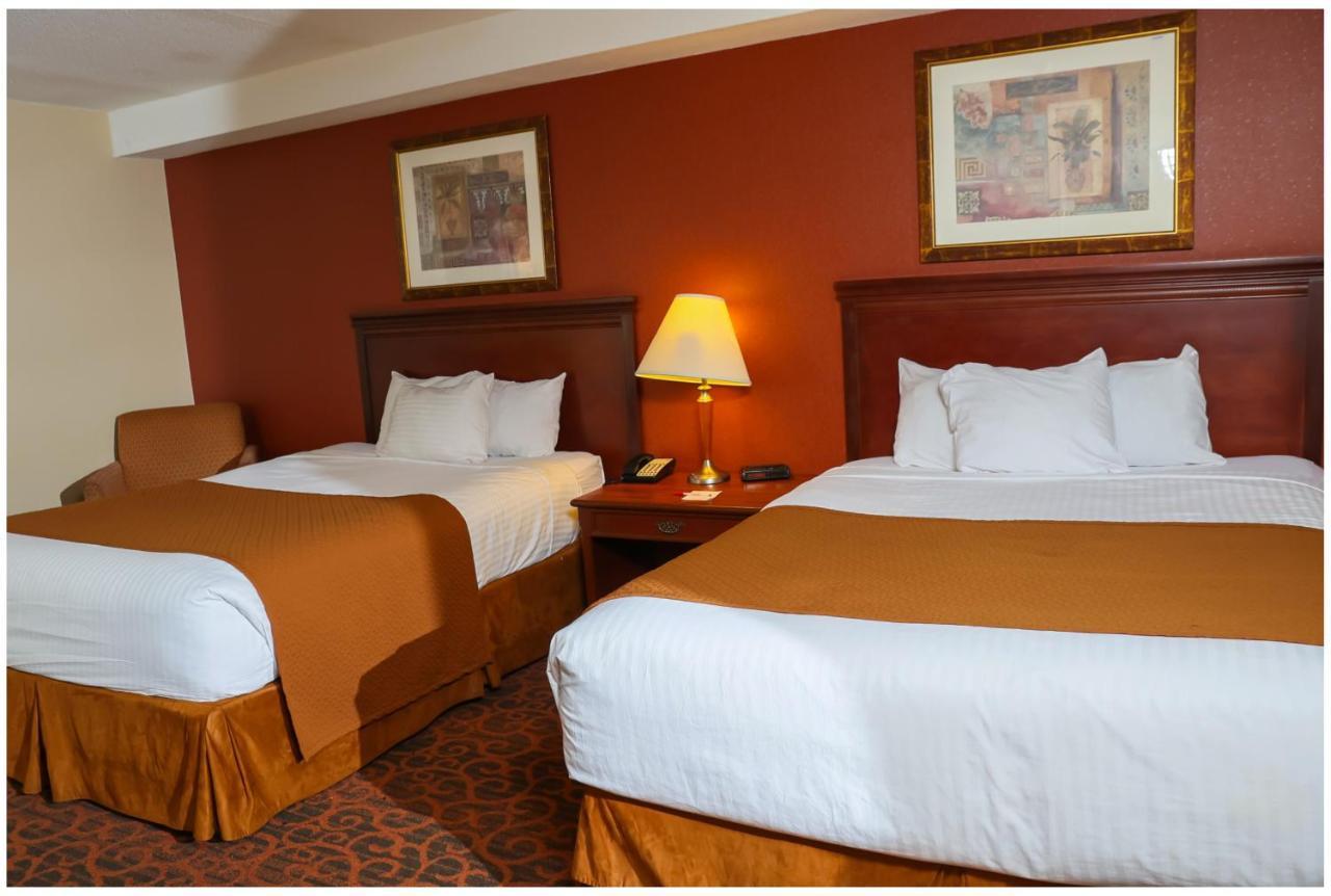 Queen Room Two Queen Beds Non-Smoking