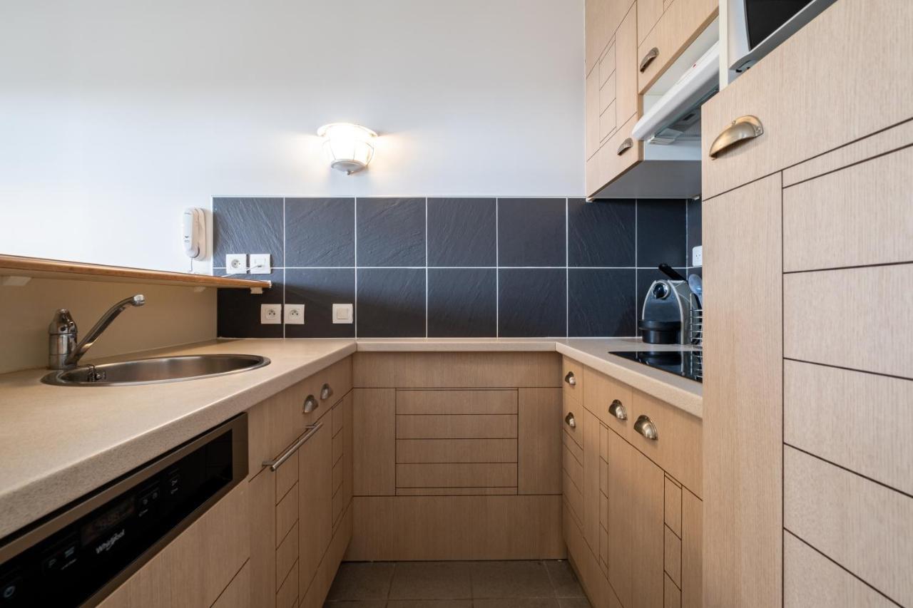 One-Bedroom Apartment Sleeping Alcove,1157976606:JPEG