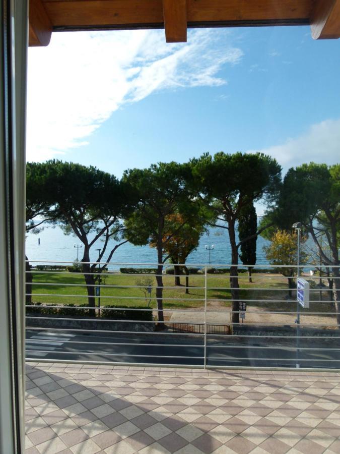 Superior Double or Twin Room Balcony Lake View