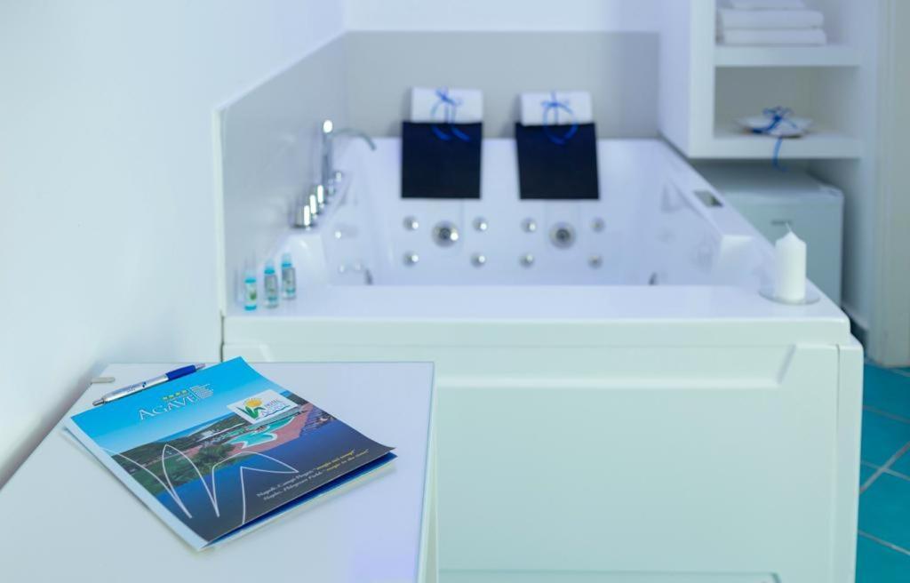 Suite Hot Tub