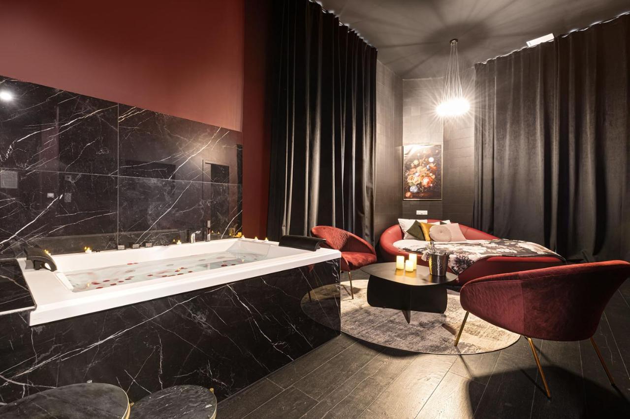 Suite Spa Bath