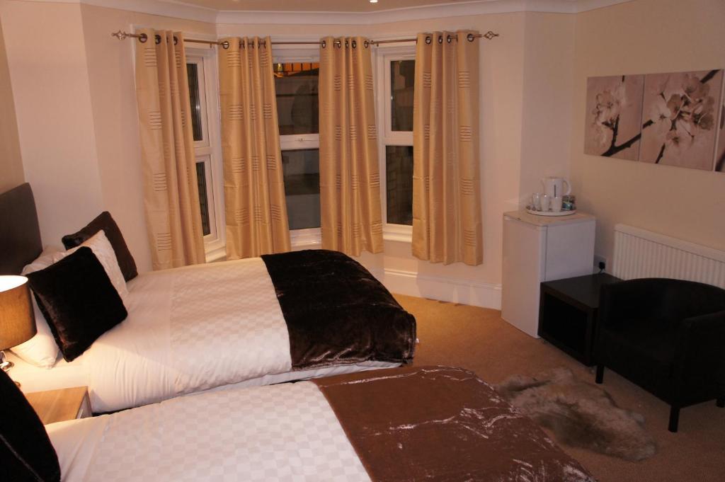 Triple Room Private Bathroom