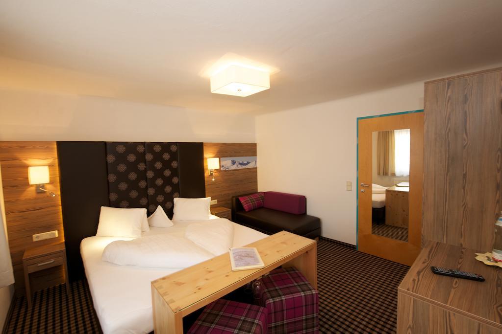 Triple Room Balcony