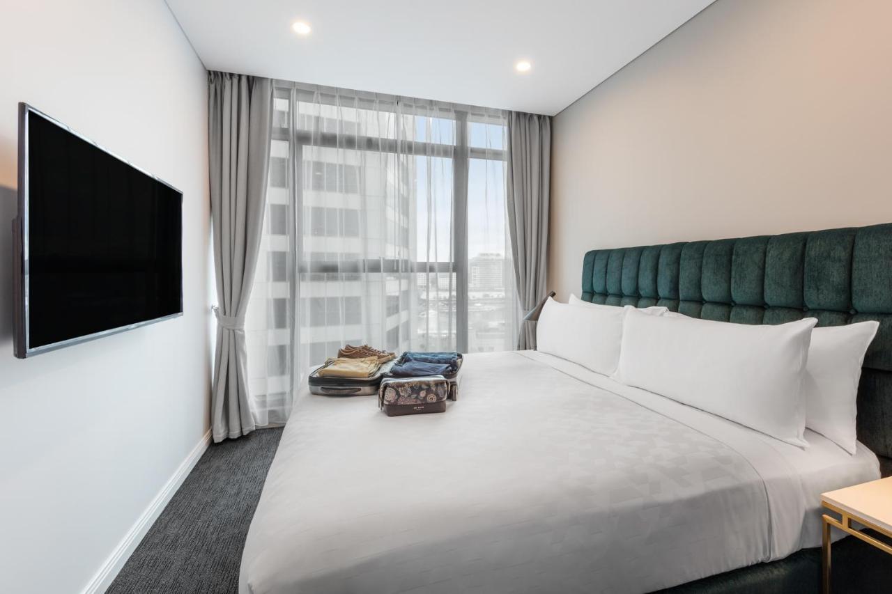One-Bedroom Luxury Suite
