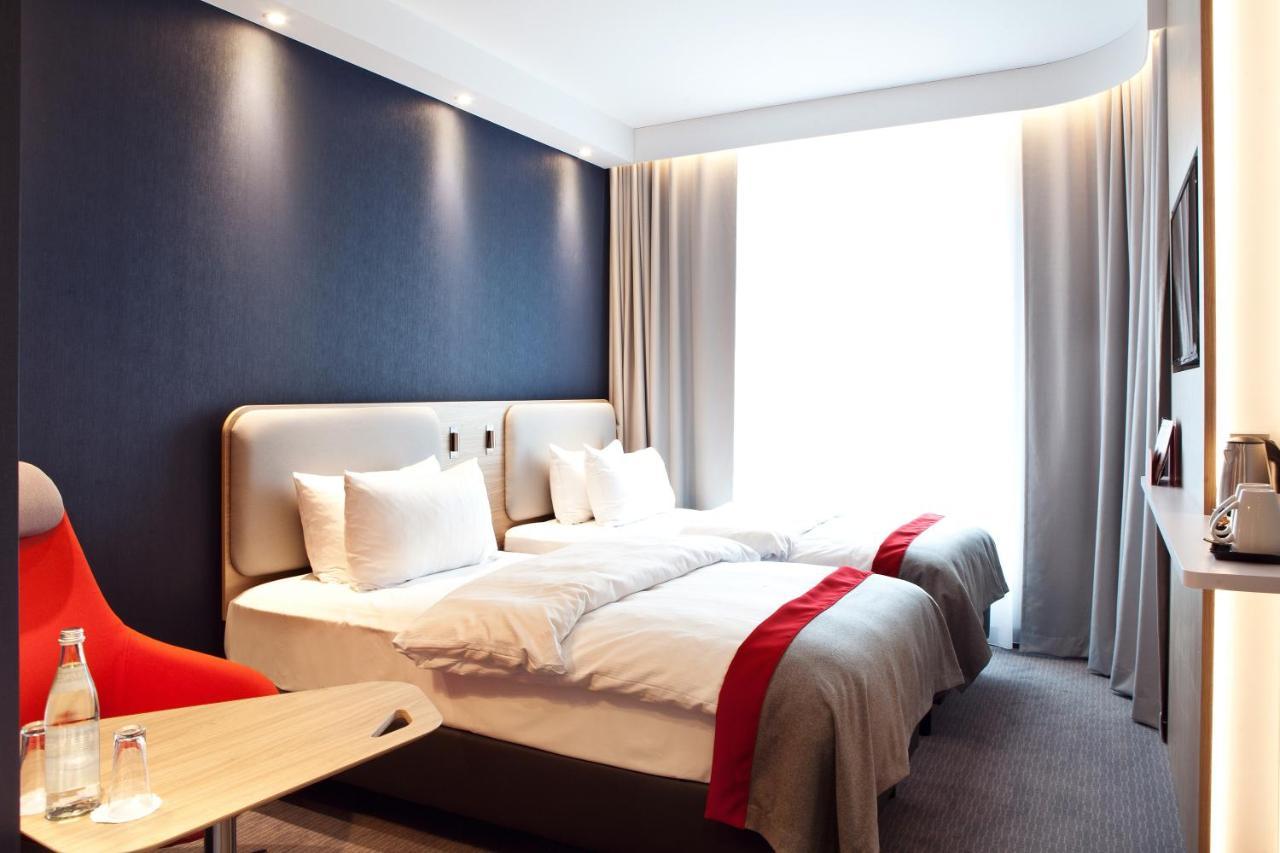 Standard Twin Room Top Floor