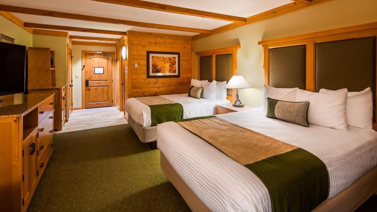 Queen Room Two Queen Beds Non-Smoking