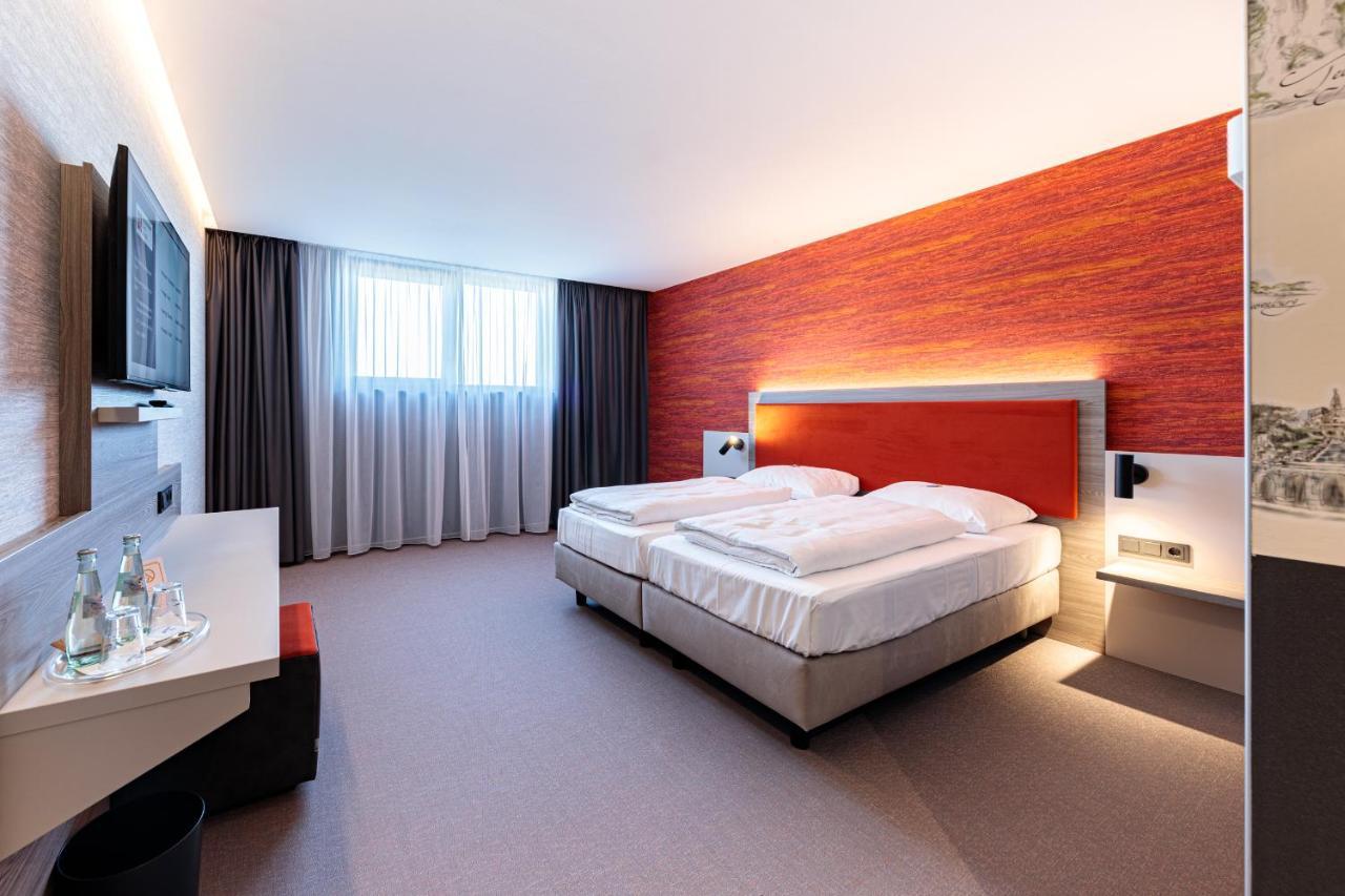 Double or Twin Room Disability Access