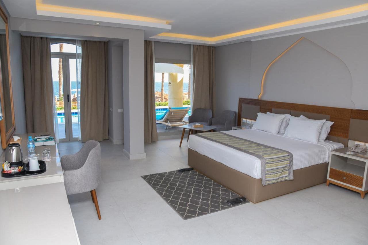 Junior Swim-up Suite met uitzicht op zee - Posh Club