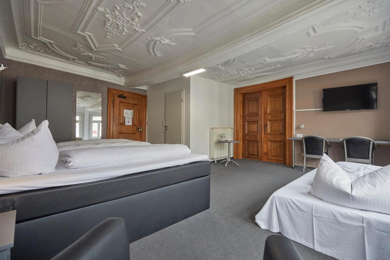 Triple Room Bathroom