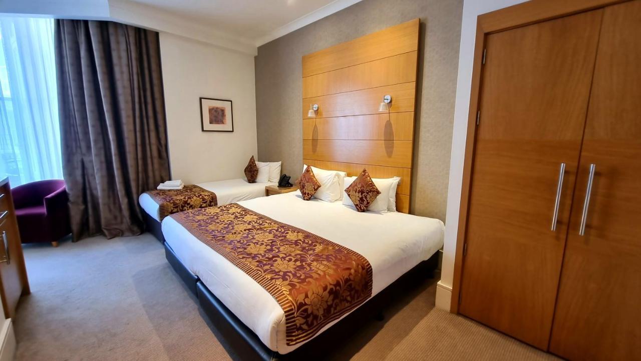 Executive Triple Room