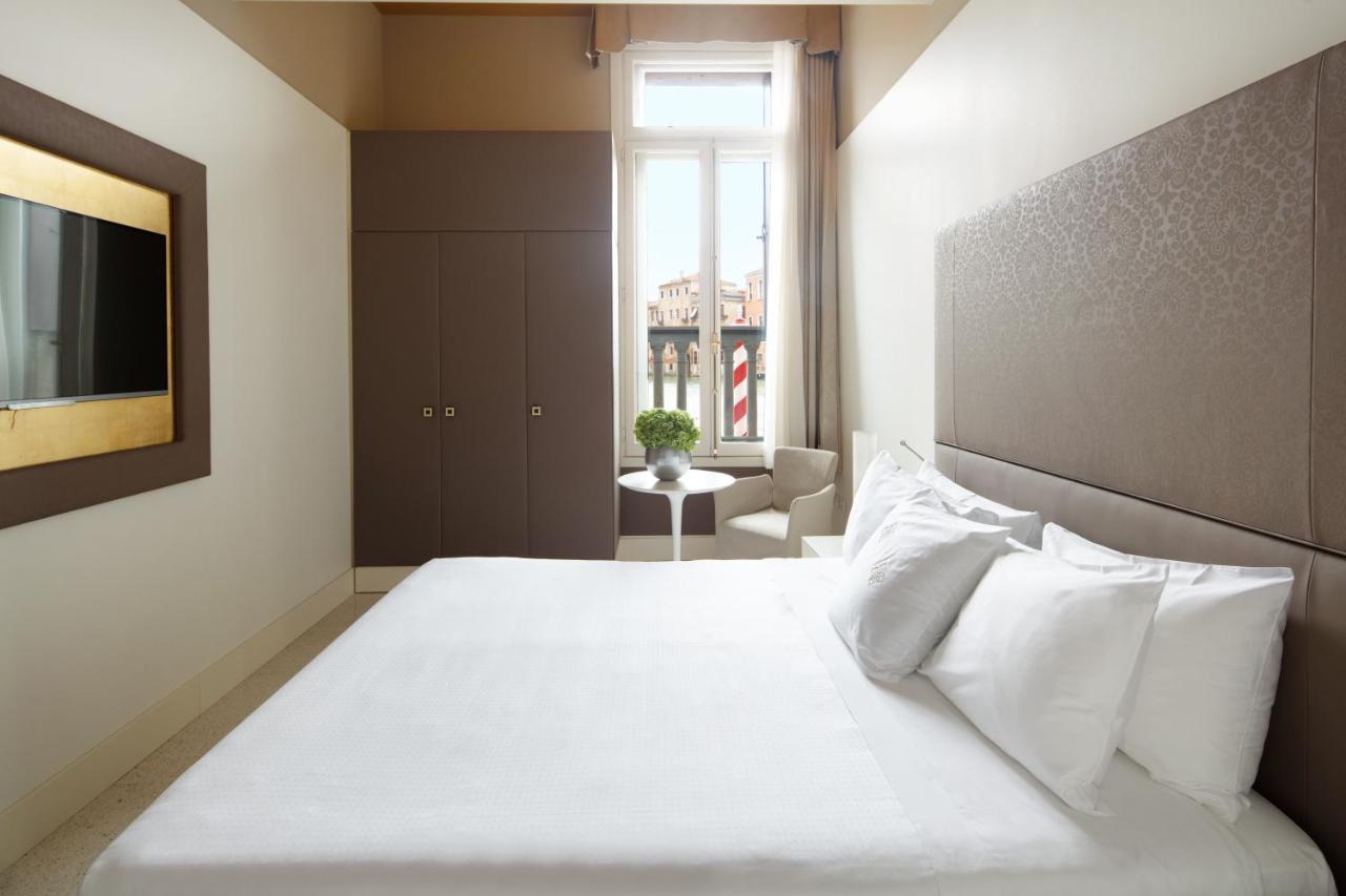 Quarto Duplo Superior com Vista Parcial