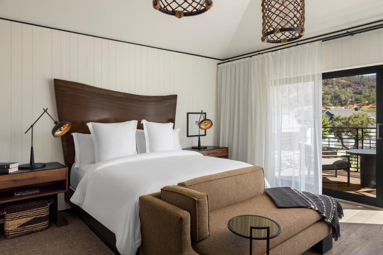 Vineyard King Room