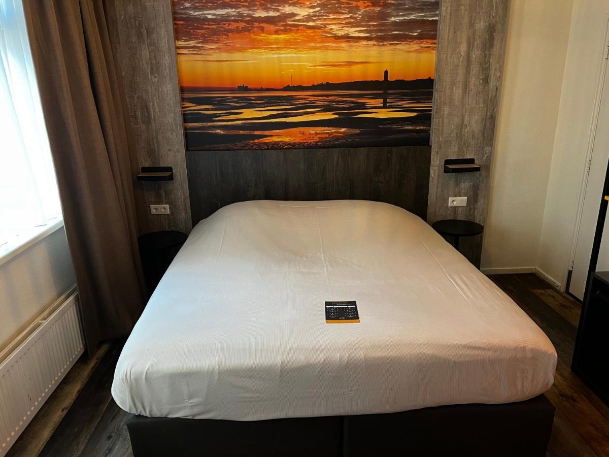 Double or Twin Room Annex