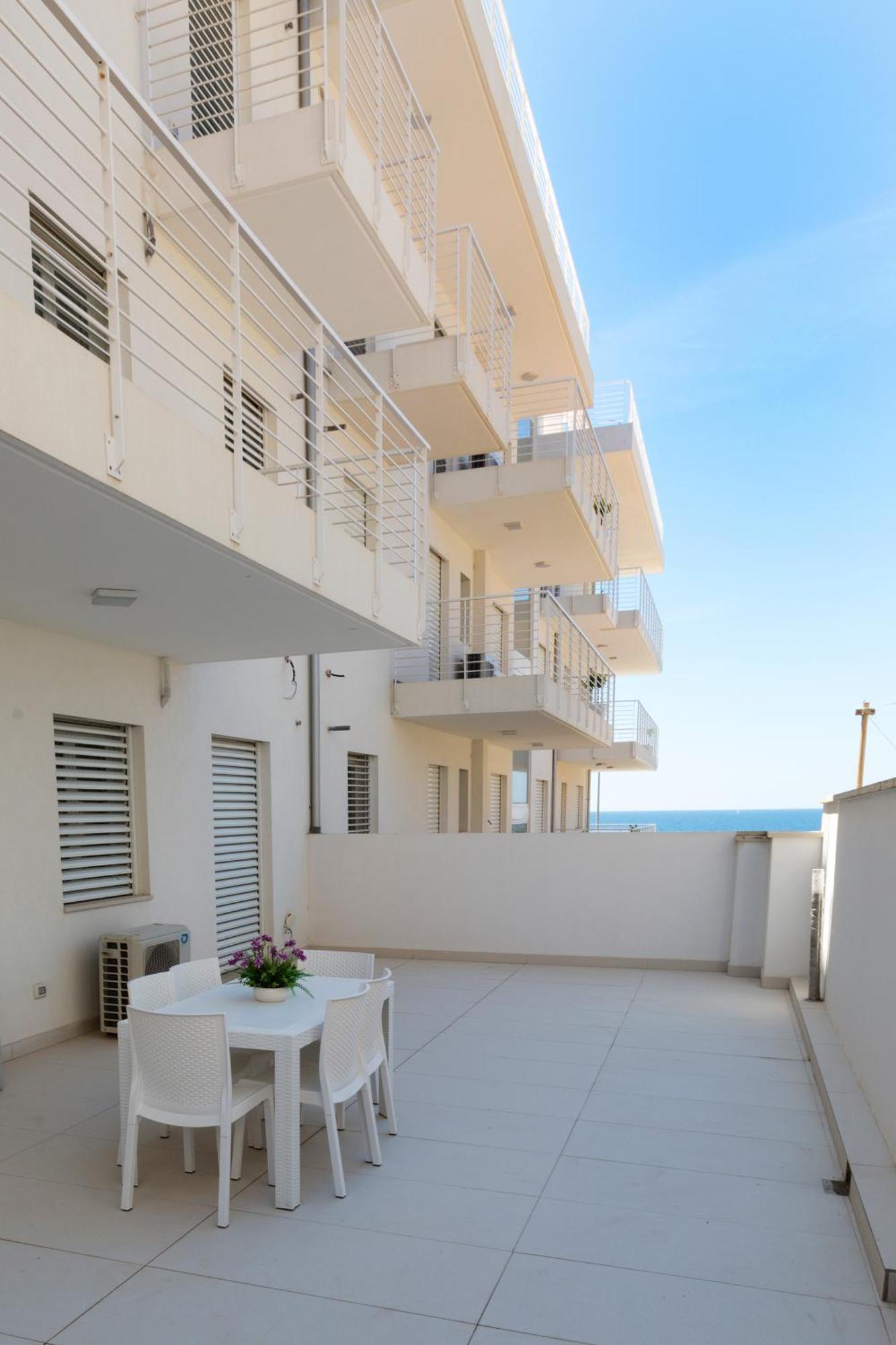 Two-Bedroom Apartment Low Floor