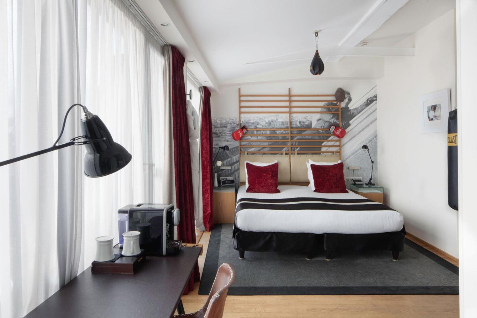 Privilege Room