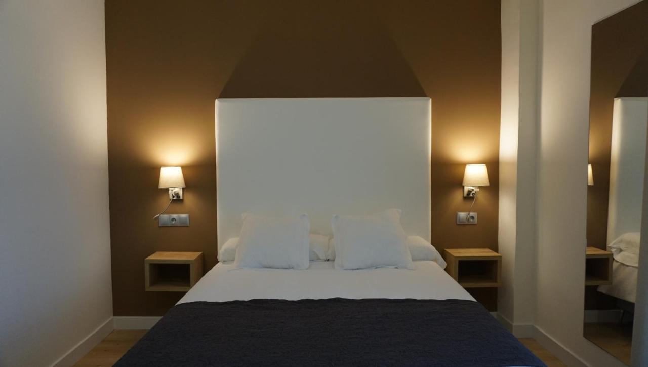 Deluxe Room,1166441909:JPEG
