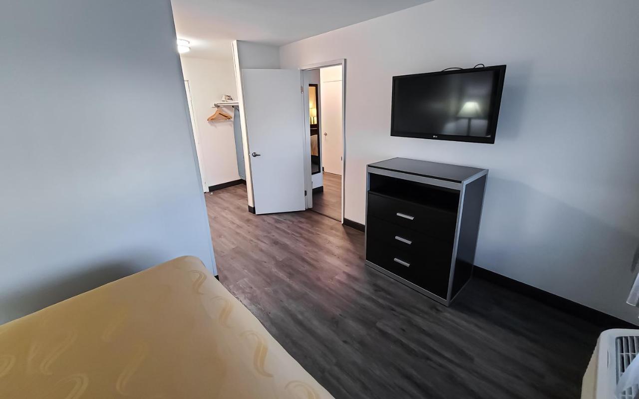 Two Bedroom Suite 2 Queen Beds Non Smoking