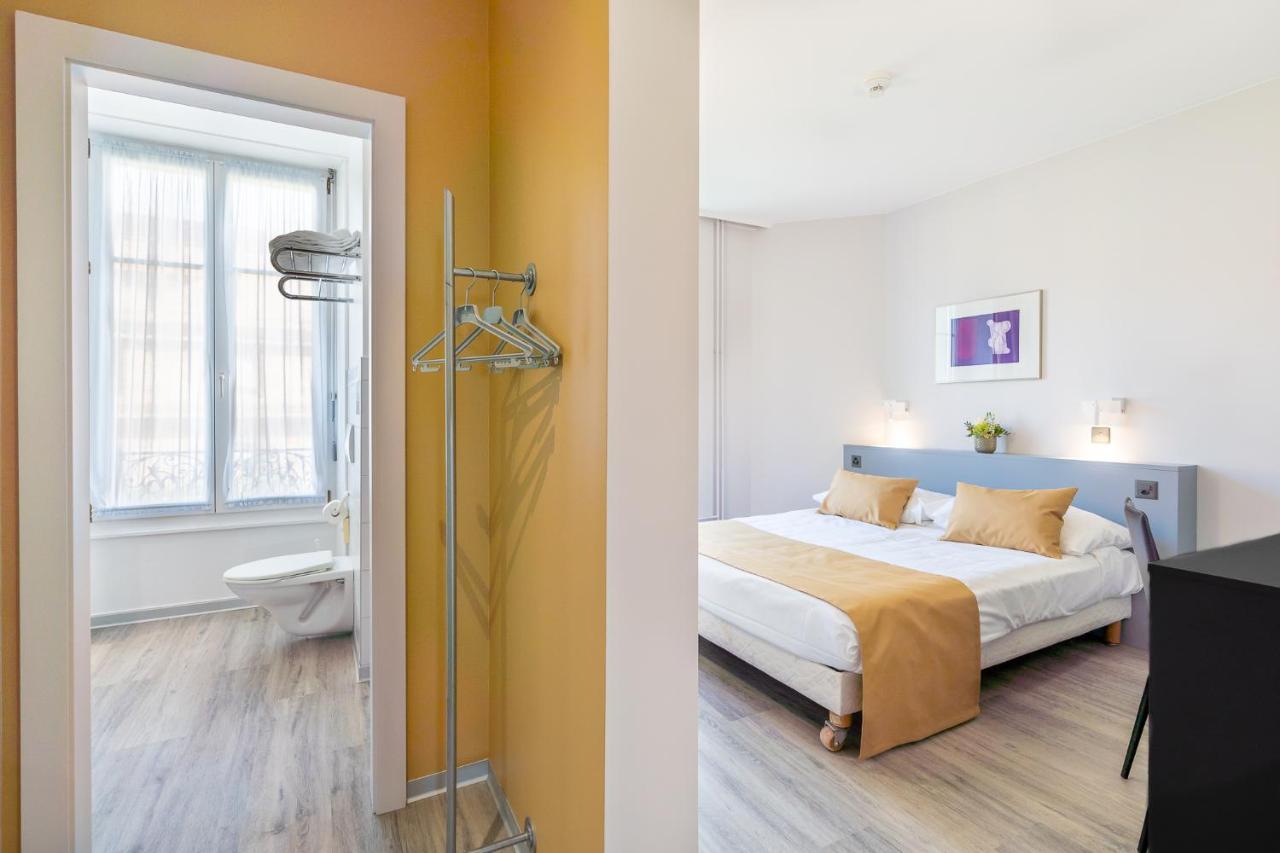 Double Room Street View