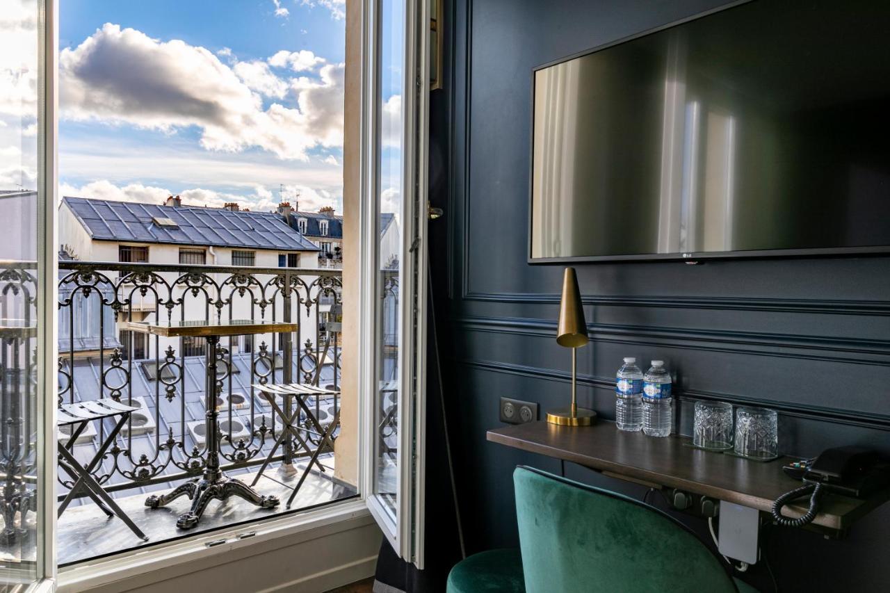 Queen Room Balcony