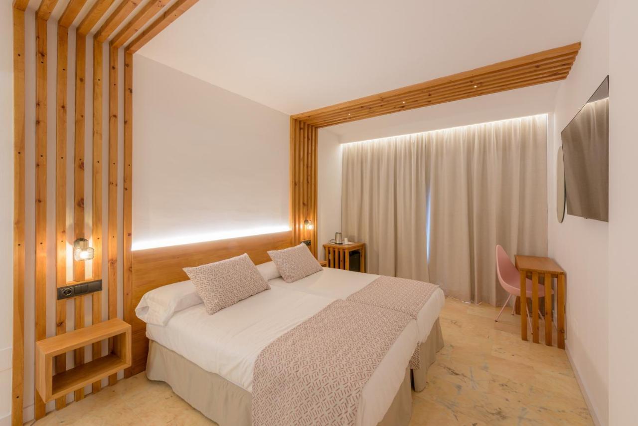 Deluxe Double Room Balcony