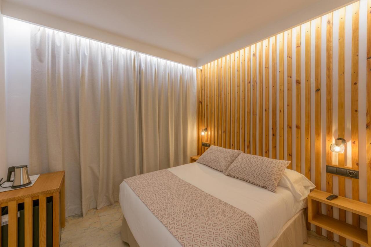Double Room Balcony Partial Sea View