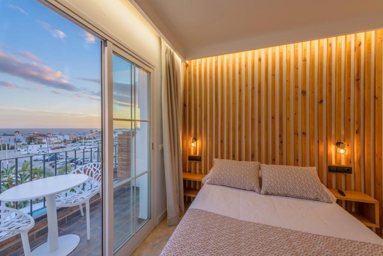 Double Room Balcony Partial Sea View