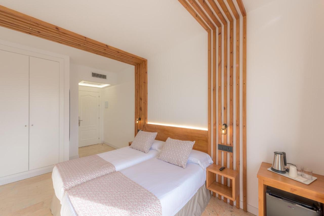 Deluxe Double Room Balcony