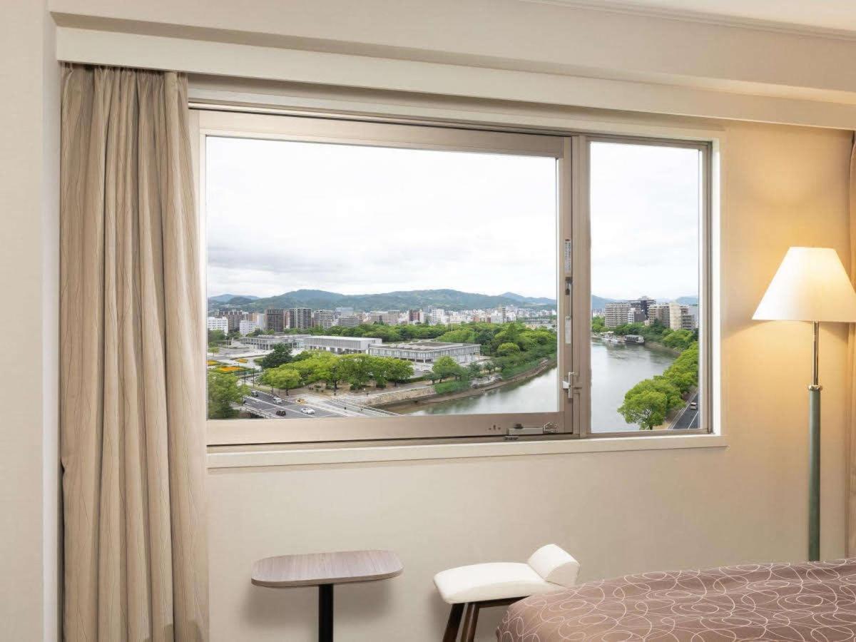 Habitación Doble Estándar con vistas al parque - No fumadores