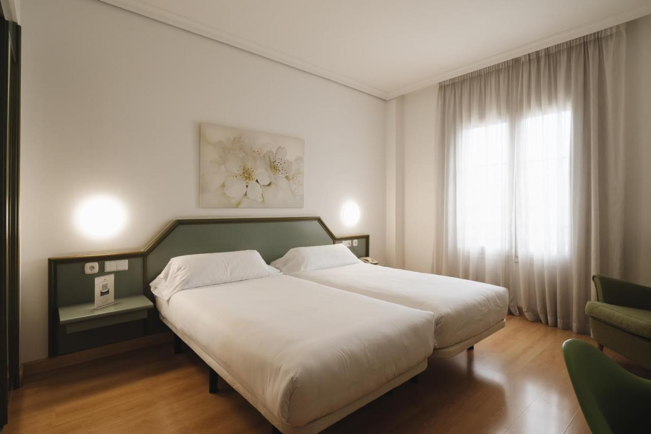 Double Room,1170127189:JPEG
