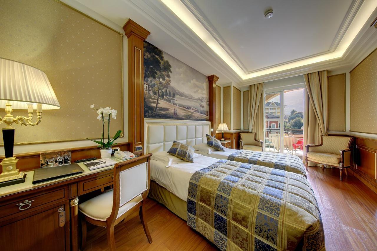 Deluxe Double or Twin Room Mountain Side