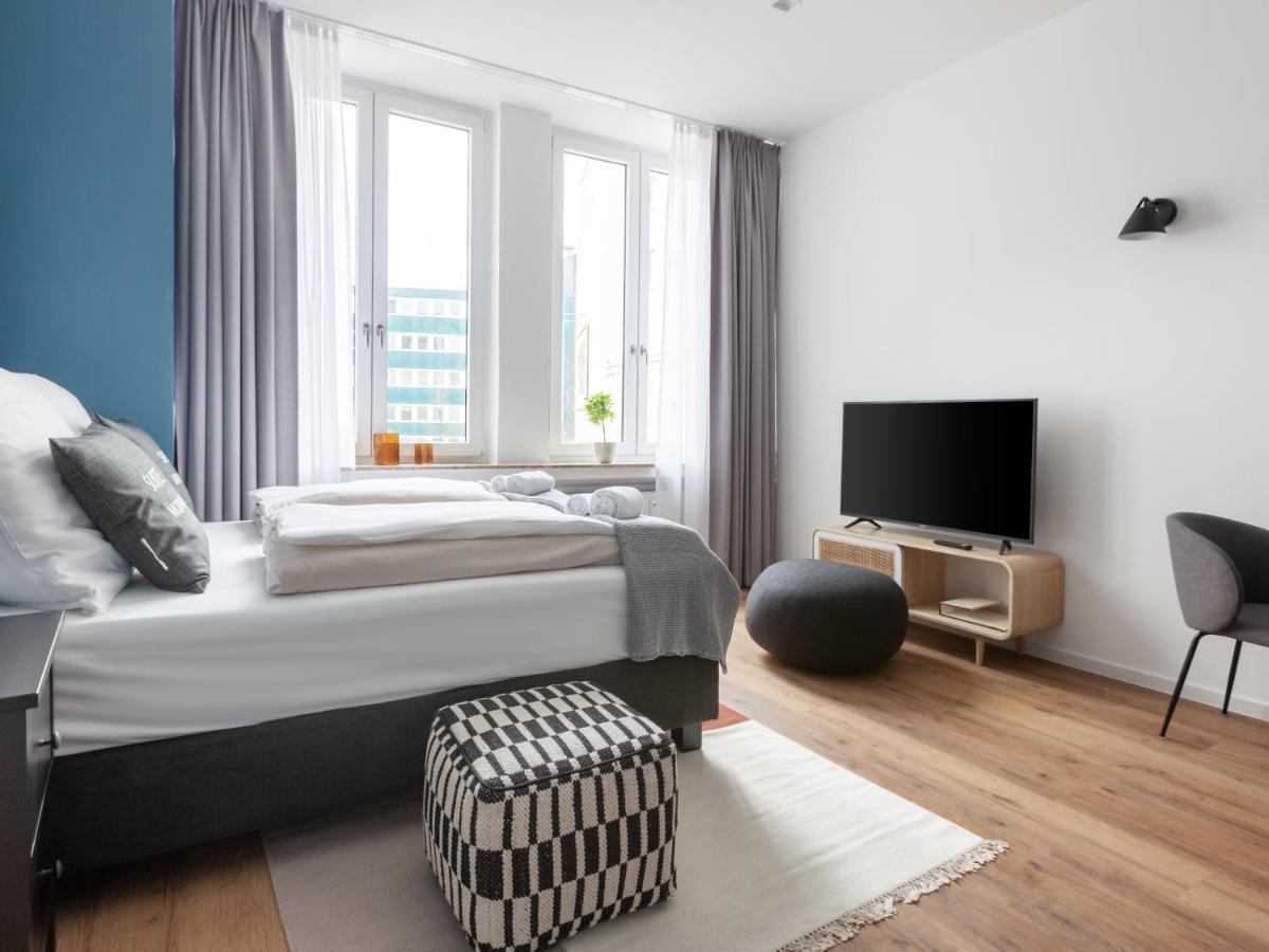 Suite M