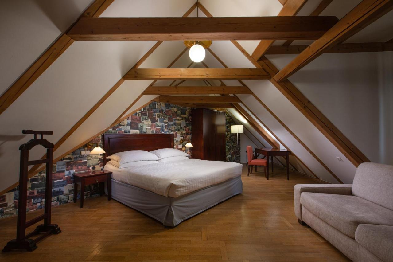 Signature Suite Charles Bridge Tower View