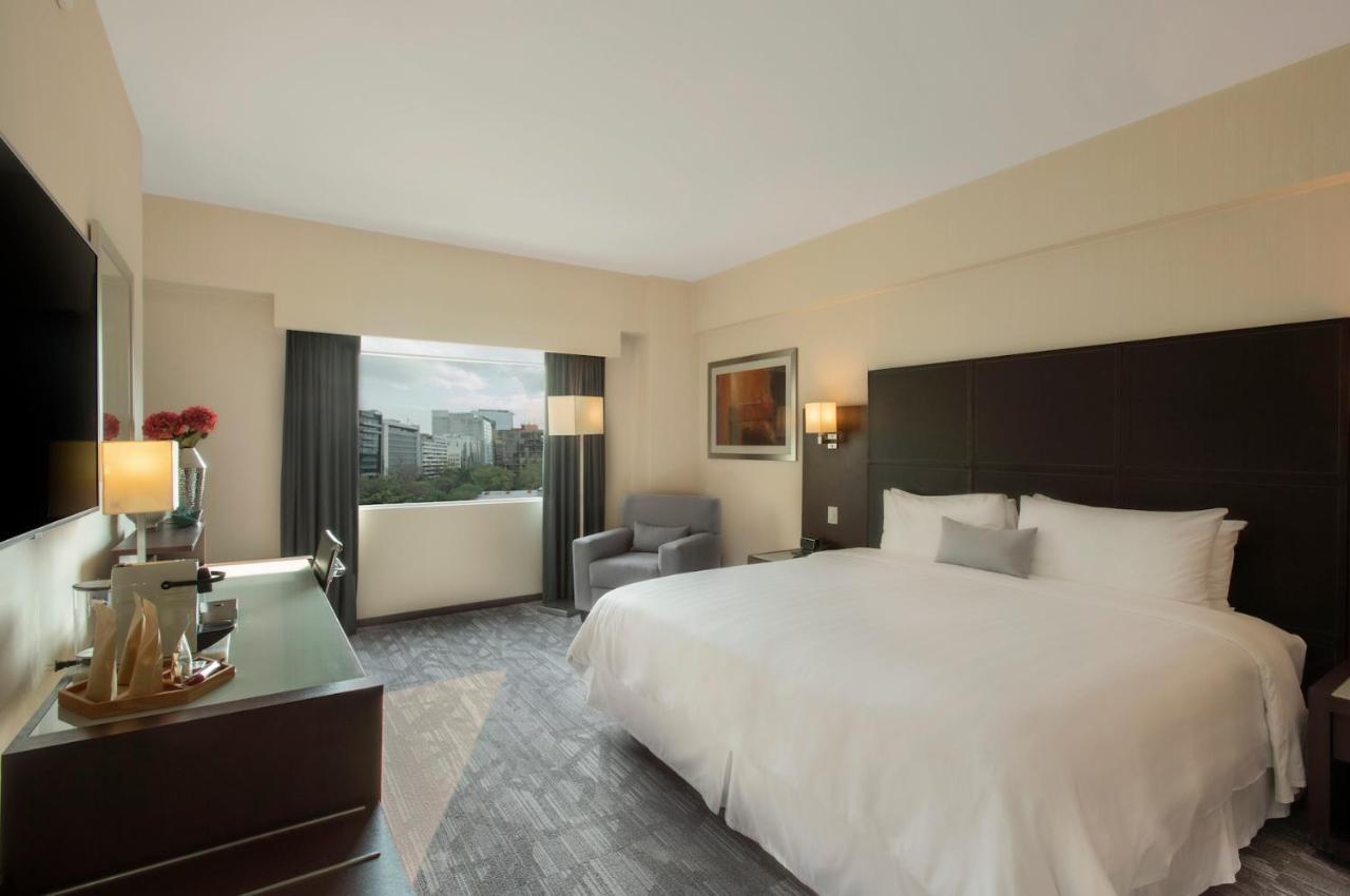 Deluxe Zimmer mit Kingsize-Bett